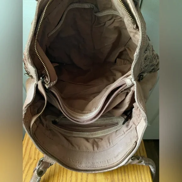 AMSTERDAM HERITAGE Beige Pieced Leather Studded Purse - Picture 6 of 12